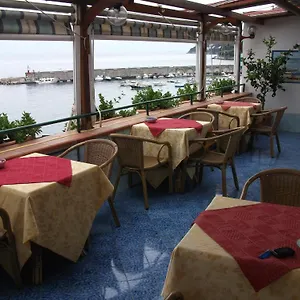 Holidays Baia D'amalfi Гостевой дом